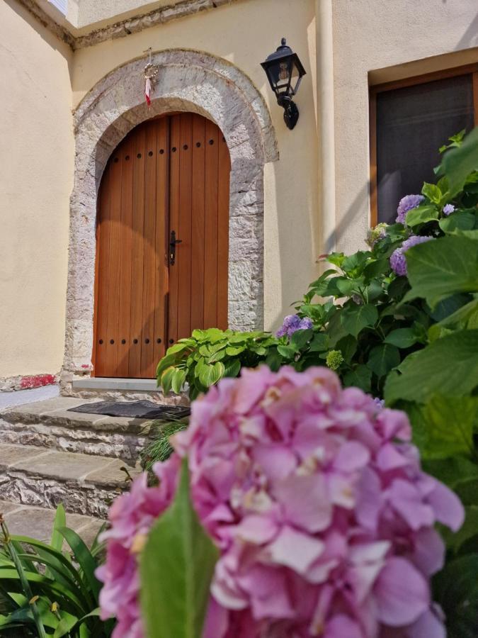 Palorto Traditional Hotel Gjirokastër Eksteriør billede